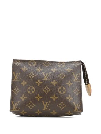 Louis Vuitton Toiletry Monogram Canvas 19 pouch - Bruin