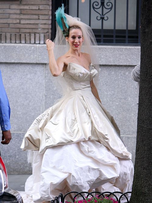 Sarah Jessica Parker als Carrie in ihrem Brautkleid von Viviane Westwood.