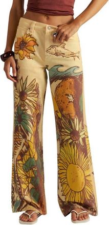 Free People Illusions Slouchy Straight Leg Jeans in Beach Scene at Nordstrom, Size 25
