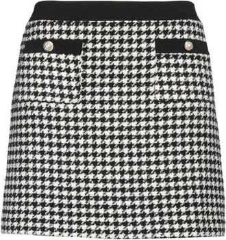 Clips More Mini skirts