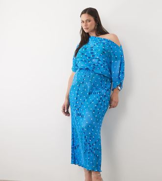 Never Fully Dressed Plus Tilly - Vestito lungo pliss&eacute; con spalle scoperte blu con stampa di conchiglie-Multi