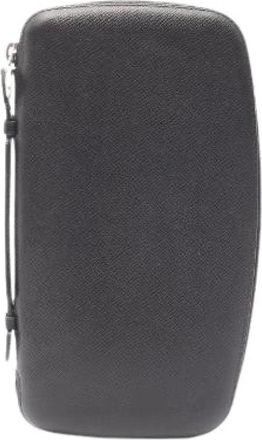 Louis Vuitton Pre-owned Clutches, male, Black, Size: ONE SIZE Pre-owned Atoll Taiga Long Wallet