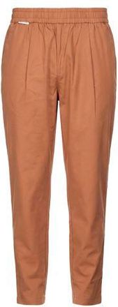 Family Fir$t Milano PARTES DE ABAJO - Pantalones en YOOX.COM