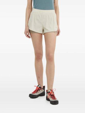 Peak Performance logo-detail shorts - women - Polyamide/Elastane/Polyamide/Elastane - L - Neutrals