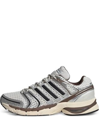 adidas Adistar Control 5 three-stripe sneakers - White