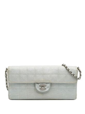 Chanel 2000-2002 New Travel Line Nylon East West Flap shoulder bag - women - Nylon/Calf Leather - One Size - Silver