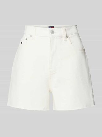 Tommy Jeans Mom-Fit Jeansshorts aus Baumwoll-Mix in Weiss, Gr&ouml;&szlig;e 24