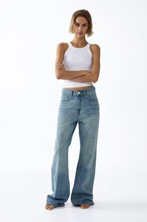 H&M Harper high rise wide leg jeans in Light Denim Blue at Nordstrom, Size 20