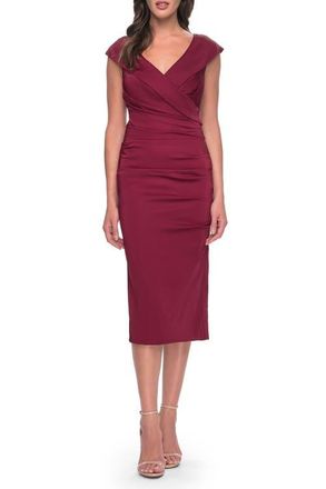 La Femme Chic Short Evening Dress with Pleating in Wine at Nordstrom, Size 8