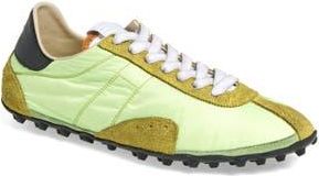 Maison Margiela Sprinter Low Top Sneaker in Butterfly Green/Black at Nordstrom Rack, Size 6Us / 36Eu