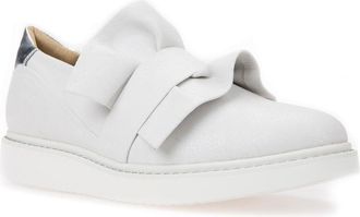 Geox Thymar Leather Sneaker