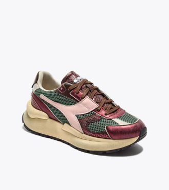 Diadora Womens Mercury Elite Cobra Sneaker In Pomegranate
