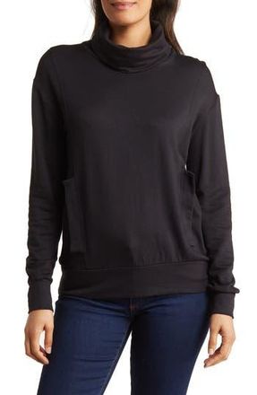 Go Couture Turtleneck Banded Sweater in Black Print 1 at Nordstrom Rack, Size X-Large