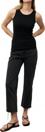 0039 Italy Ella Ribbed Jersey Top In Black