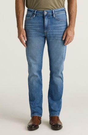 34 Heritage Courage Straight Leg Jeans in Light Brushed Aerodenim at Nordstrom, Size 29 X 30