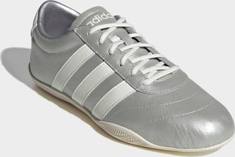 adidas Sneaker ADIDAS SPORTSWEAR GRAND COURT LO, Damen, Gr. 38,5, silber metallic, sanftes wei&szlig;, cloud wei&szlig;, Leder, Synthetik, Schuhe Sneaker, Design auf den