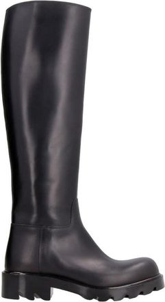 Bottega Veneta Strut Round-Toe Boots, Size 10