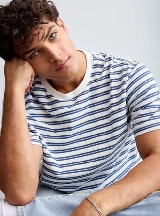 Only & Sons Mens Striped boucl&eacute; jersey T-shirt
