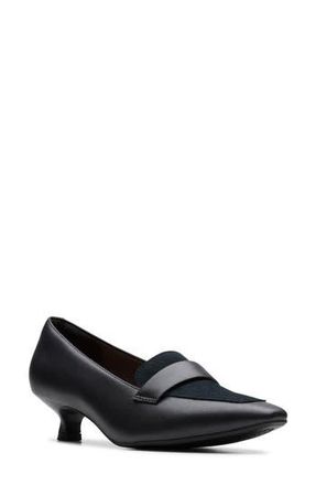 Clarks Scarlyt Mabel Kitten Heel Pump in Black Leather at Nordstrom Rack, Size 9.5