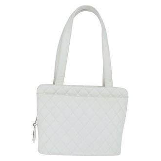 Chanel Vintage Cc Zip Around Bowler Quilted Caviar White Leather Handbag (Pre-Owned)