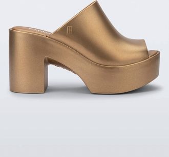 Melissa Womens Hype Metallic Mule Sandal In Gold