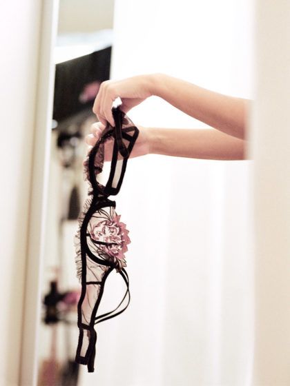 12 cose che ogni donna sa quando compra la biancheria intima