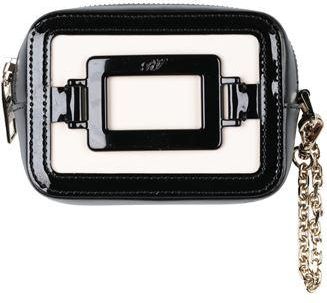 Roger Vivier PICCOLA PELLETTERIA - Portamonete su YOOX.COM