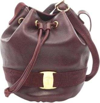 Ferragamo Pre-owned Bucket Bags, female, Red, Size: ONE SIZE Pre-owned Vara Ribbon Shoulder Bag