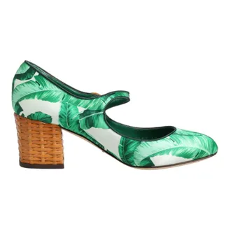 Dolce & Gabbana Pumps, female, Green, Size: 8 US Mary Janes Leaf Sandals