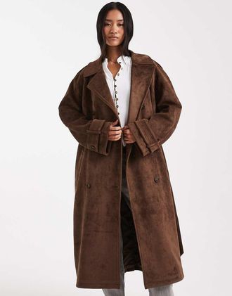 Miss Selfridge Trench in camoscio sintetico marrone cioccolato