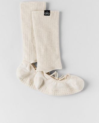 Alo | Womens Strappy Siren Grip Socks in Oatmeal Heather Beige, Size: Medium/Large