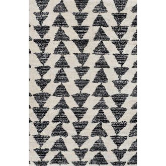 Jonathan Y Designs Aisha Moroccan Triangle Geometric Area Rug in Cream/black at Nordstrom, Size 4Ft 0In X 4Ft 0In