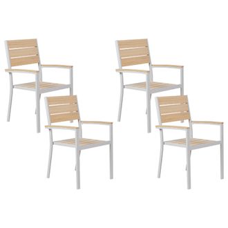 Beliani Conjunto De 4 Sillas De Jard&iacute;n De Madera Pl&aacute;stica Clara Beige Con Estructura De Aluminio Apilables Muebles De Patio Prato
