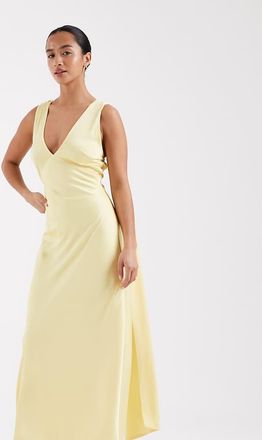 Tfnc Petite Vestito lungo da cerimonia in raso giallo con scollo a V e laccetti sul retro