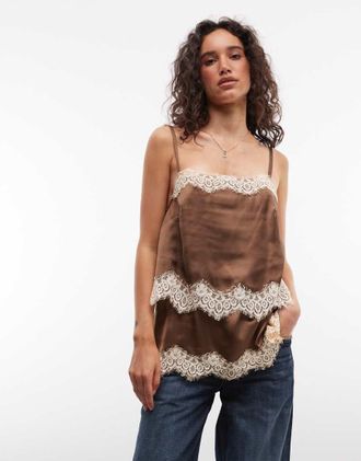 Reclaimed Vintage top cami a doppio strato in raso e pizzo-Marrone