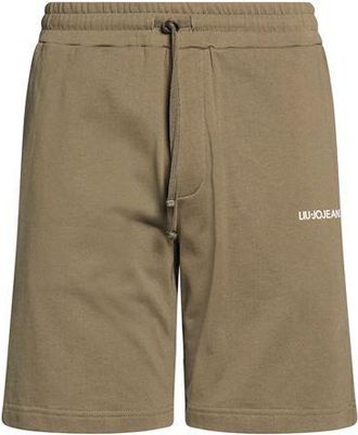 Liu Jo PARTES DE ABAJO - Pantalones cortos y bermudas en YOOX.COM