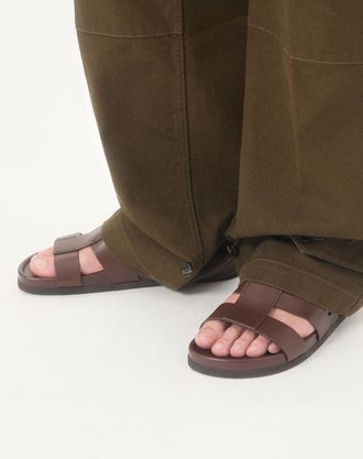 Valentino Garavani Sandalo Slide Studshield In Vitello Uomo BARK BROWN 40