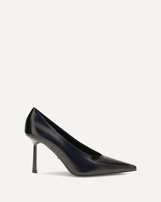 Prada D&eacute;collet&eacute; in pelle Woman 37.5
