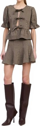En Saison Aubrielle Mini Skirt In Tan Burgundy Black