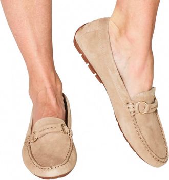 Vaneli Womens Ashlin Loafer In Taupe Suede