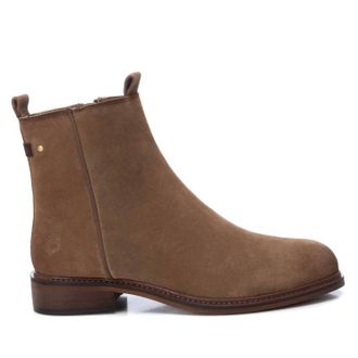 Xti Womens Carmela Suede Booties In Taupe