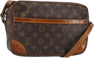Louis Vuitton Pre-owned Cross Body Bags, female, Brown, Size: ONE SIZE Pre-owned Canvas Cross Body Bag