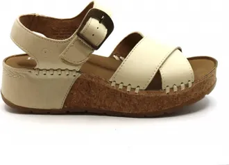 Born Womens Kaiya Sandal In White