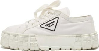 Prada Sneakers con suola rialzata e logo 40mm - Bianco