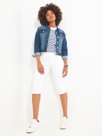 Joe Browns Stretch Denim Capri Pant in White at Nordstrom, Size 30
