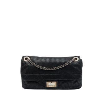Chanel Pre-owned Perforated Flap Shoulder Bag - Dames - Pre-owned - Zwart - Maat: ONE Size Leer