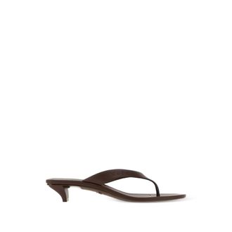 Gucci Vittoria Thong Sandals