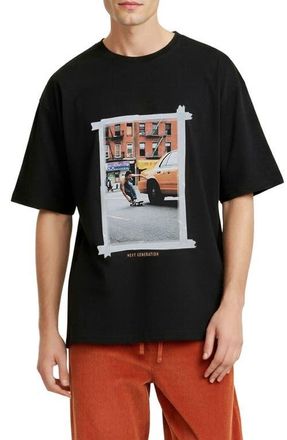 D.RT City Graphic T-Shirt in Stone at Nordstrom, Size Xx-Large