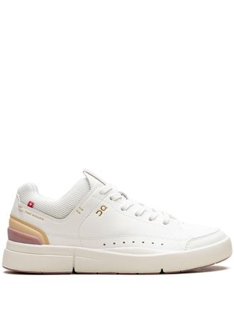 On The Roger Centre Court White sneakers