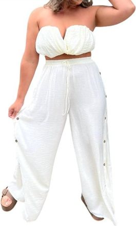 HYFVE Silky Soft Seashell Set In Cream